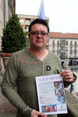 Fran Querol, Taller De Cabezudos En Torrelavega