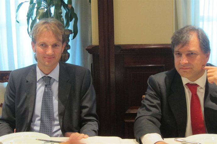 Director Financiero De Meliá Hotels Y El Presidente De Econocom