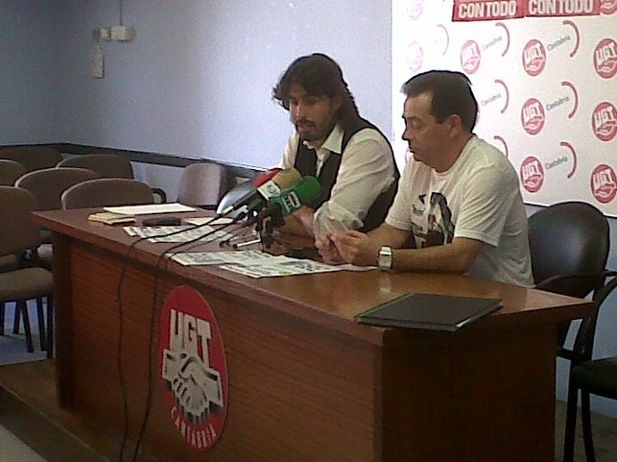 Los Portavoces De ADICAE Y La Plataforma De Afectados Cántabros