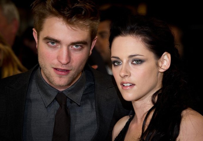 ROBERT PATTINSON Y KRISTEN STEWART