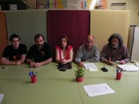 Los sindicatos animan a la ciudadanía a que proteste el martes contra la gestión que "pone en peligro" la educación