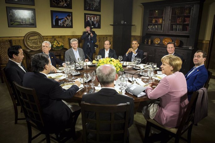 Las Ocho Principales Economías Mundiales (G-8), Reunidos En Camp David