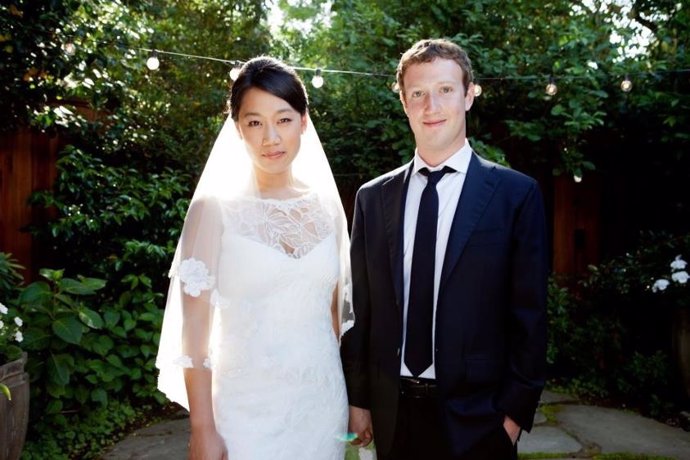 Mark Zuckerberg Se Casa Con Su Novia De Toda La Vida 