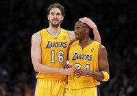 Baloncesto/NBA.- Bryant critica a Gasol y el español recuerda que los Lakers cometieron "muchos errores"