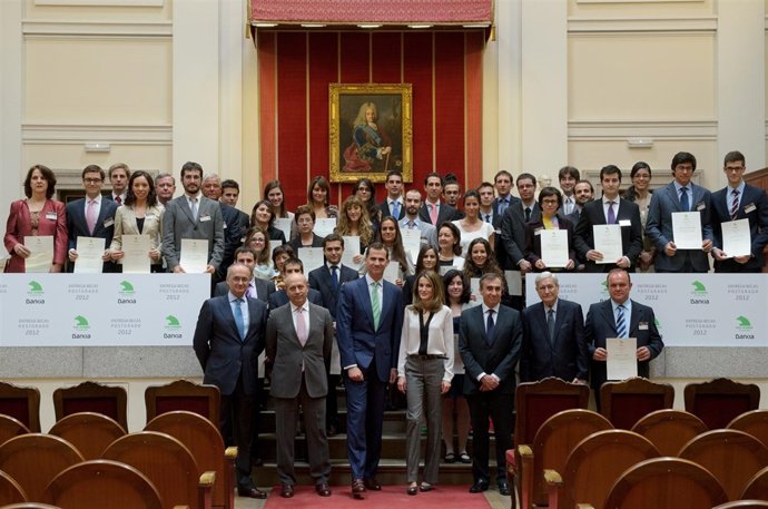 Los Príncipes De Asturias En La Entrega De Becas Fundación Caja Madrid.