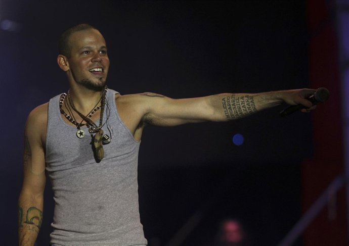 René Perez De Calle 13 Durante Un Concierto En Bogotá