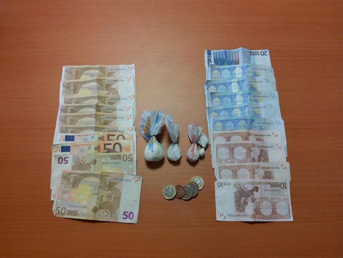 Material Y Dinero Incautado