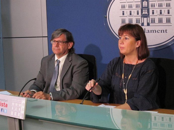 Vicenç Thomàs Y Francina Armengol