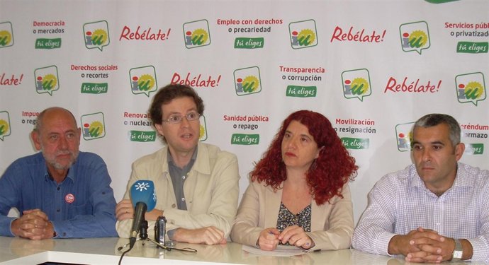 Rueda De Prensa De Manuel Morales Y Maite Molina, De IU 