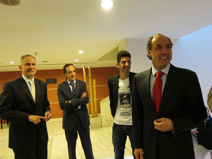 Ignacio Diego En La Entrega Del Trofeo Chisco 