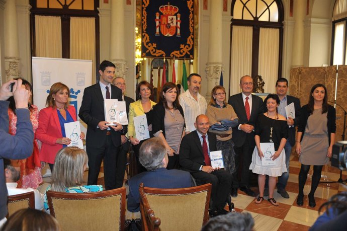 Entrega del distintivo de accesibilidad a los nuevos establecimientos