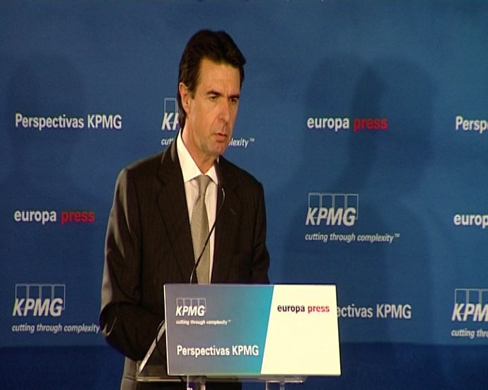 Soria: "No está contemplada una subida del IVA"
