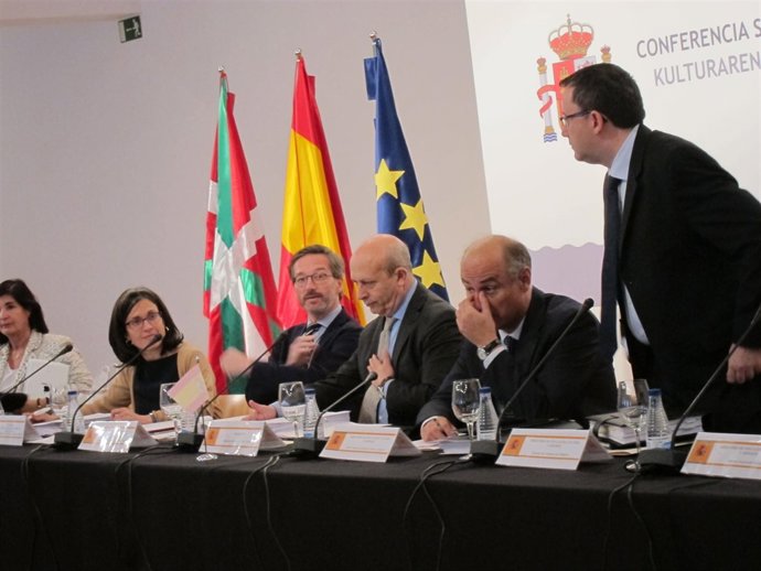 El Ministro De Educación, Cultura Y Deprote, Jose Ignacio Wert