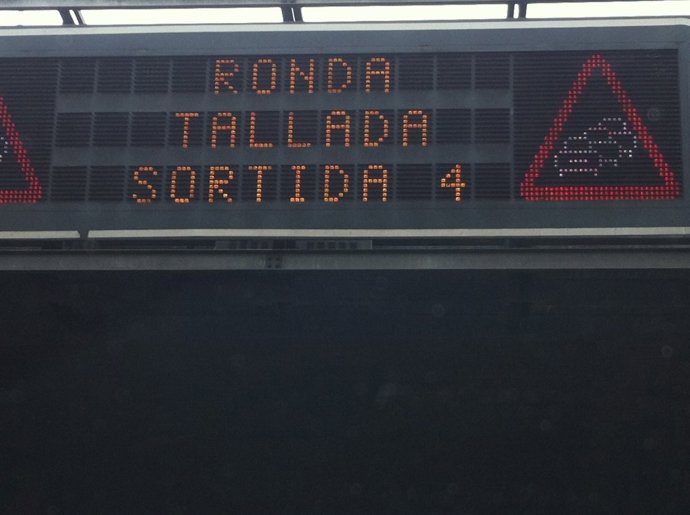 Ronda De Dalt Cortada Por Manifestación