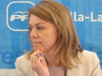 Cospedal dice que si no se hubieran tomado las medidas que ha adoptado no se podrían pagar las nóminas de los profesores