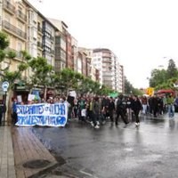 Estudiantes riojanos se manifiestan "por una educación gratuita, laica y de calidad"
