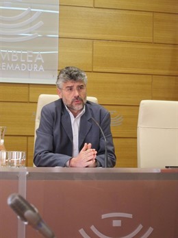 Valentín García