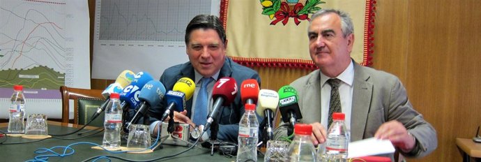 José Manuel Claver (Scrats) Y Rafael González Tovar (PSRM) En Rueda De Prensa