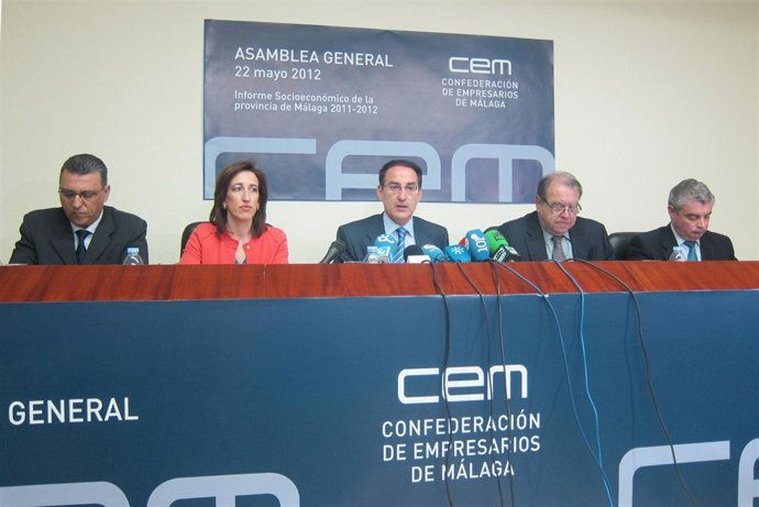 González de Lara y Sánchez, en la presentación del informe