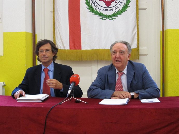 Imagen de recurso. El Concejal De Familia Y El Presidente De UNATE