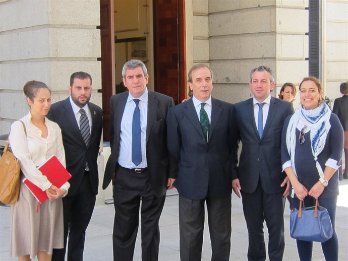 Villarrubia Con Diputados Y Senadores Del PSOE Por León Y Palencia