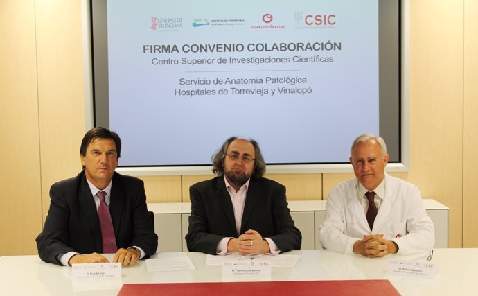 Firma Del Acuerdo Entre Los Hospitales De Torrevieja Y Vinalopó Y CSIC