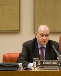 Copa del Rey.- Interior discrepa de la autorización judicial de la marcha de Falange pero garantiza que no pasará nada