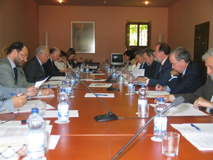 Reunión Del Patronato