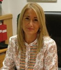 Cifuentes lamenta "aunque acata" la decisión del TSJM de autorizar la marcha falangista del viernes