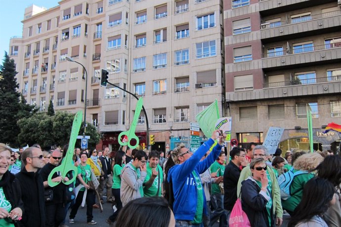 Manifestación En Contra De Los Recortes En Educación, En Zaragoza