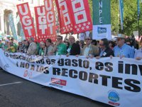 Miles de personas se manifiestan en Madrid contra los recortes en educación como culminación de la jornada de huelga