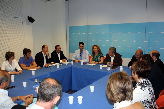 Reunión Del Comité Organizador Del XIV Congreso Del PP De Valencia