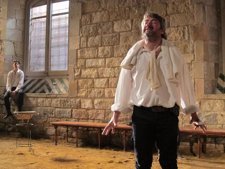 El Actor Pere Arquillué En 'Cyrano De Bergerac' De Oriol Broggi