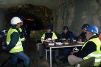 La primera jornada de huelga en la minería arranca con "paro total" y cortes de carreteras