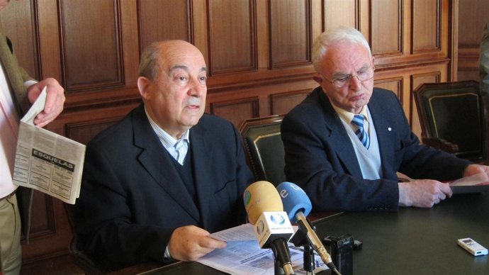 El Vicario José Oláiz, En Rueda De Prensa