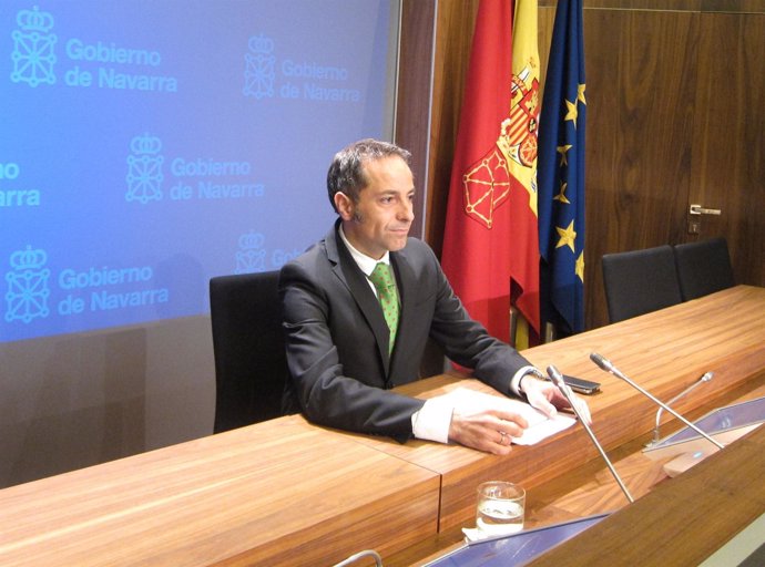 El Portavoz Del Gobierno, Juan Luis Sánchez De Muniáin.