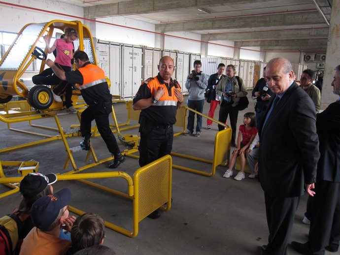 Fernández Díaz Y Protección Civil