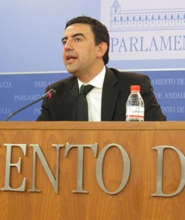 Mario Jiménez, Este Miércoles En Rueda De Prensa 