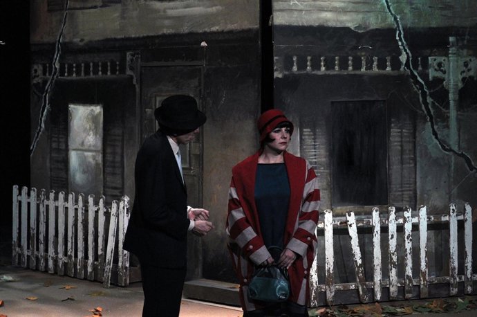 Imagen Del Espectáculo 'ALGUIEN VA A VENIR'