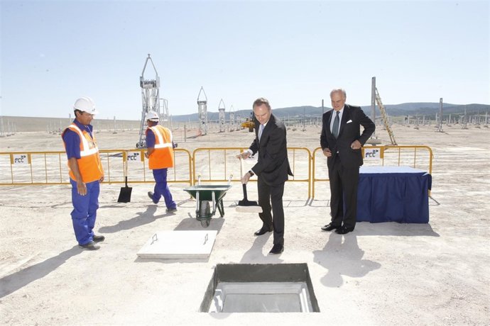 Fabra En El Acto De Colocación De La 1ª Piedra De La Nueva Planta De Villena