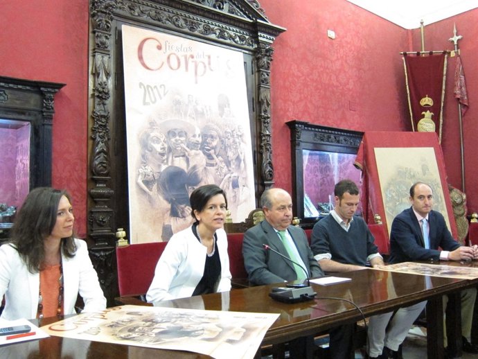 El Alcalde De Granada En La Presentación Del Cartel Del Corpus