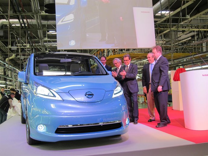 Presentación De La Nissan E-NV200
