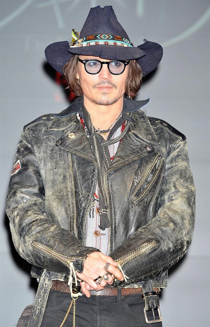 JOHNNY DEPP