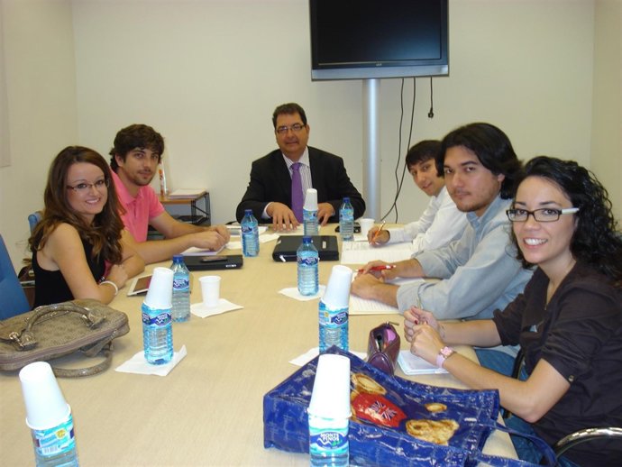 José Miguel Saval Y Los Representantes Universitarios