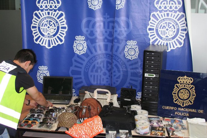 Objetos Intervenidos Por La Policía Nacional En Torrevieja