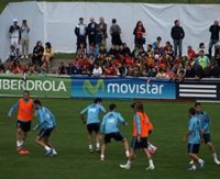 Fútbol/Selección.- España genera una enorme expectación en Austria en su segundo entreno