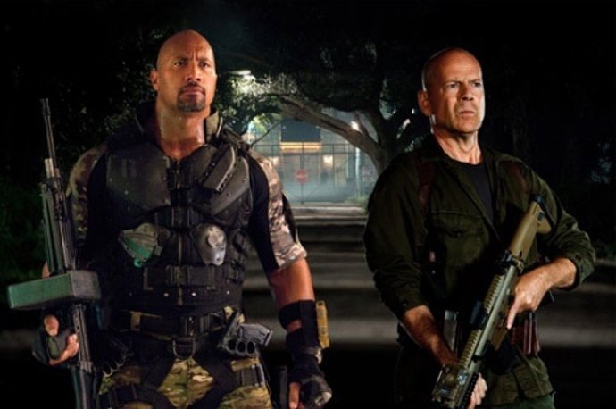Bruce Willis y Dwayne Johnson en G.I. Joe la venganza