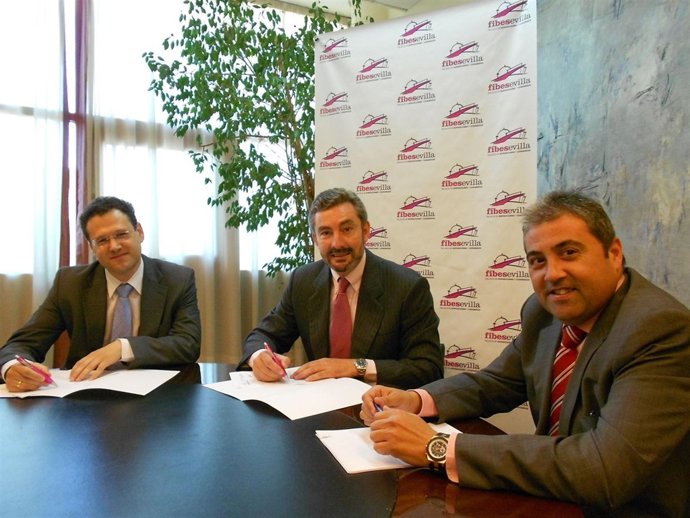 Firma Acuerdo Fibes Y Mercados 21.