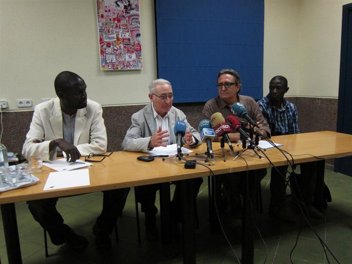 A.Thiakh (A.Senegaleses), M.Andreu (A.Poblenou), R.Mtnez (Acisi) Y M.Atab