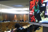 ETA.- La mujer de un agente asesinado: "Le dieron un tiro, me miró y ahí se acabó mi vida y la de él"